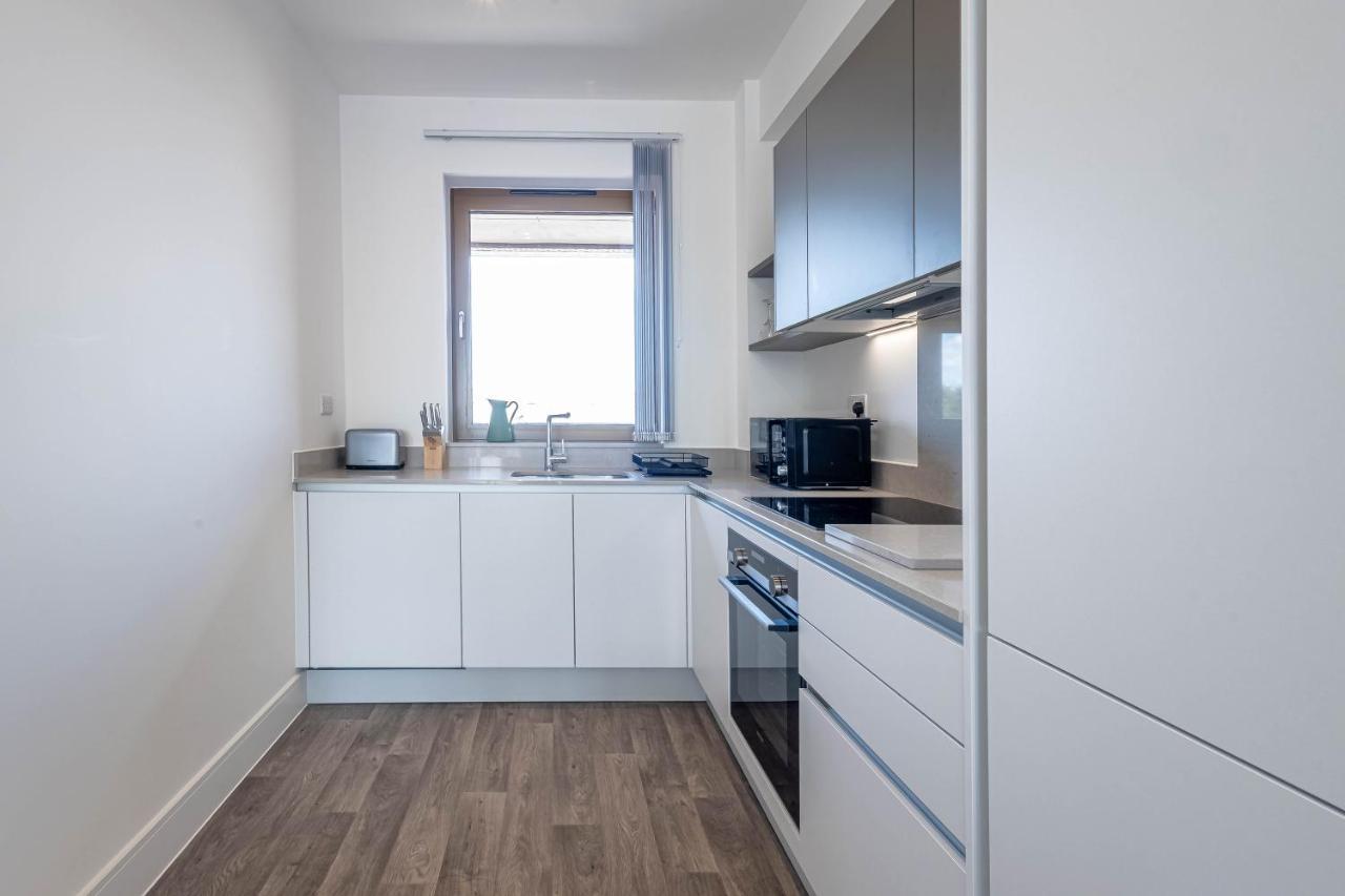Modern Apartments With Balcony In Merton Near Wimbledon By Sojo Stay Mitcham Exteriér fotografie