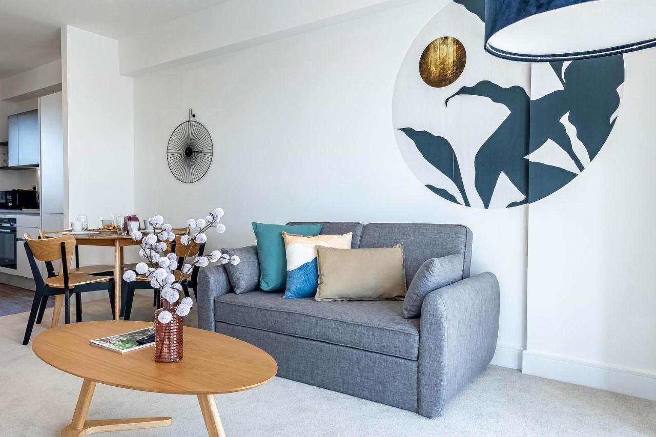 Modern Apartments With Balcony In Merton Near Wimbledon By Sojo Stay Mitcham Exteriér fotografie