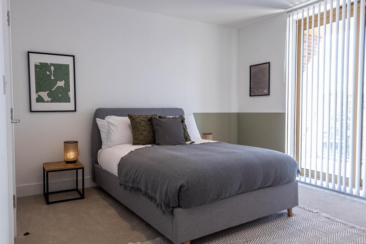 Modern Apartments With Balcony In Merton Near Wimbledon By Sojo Stay Mitcham Exteriér fotografie