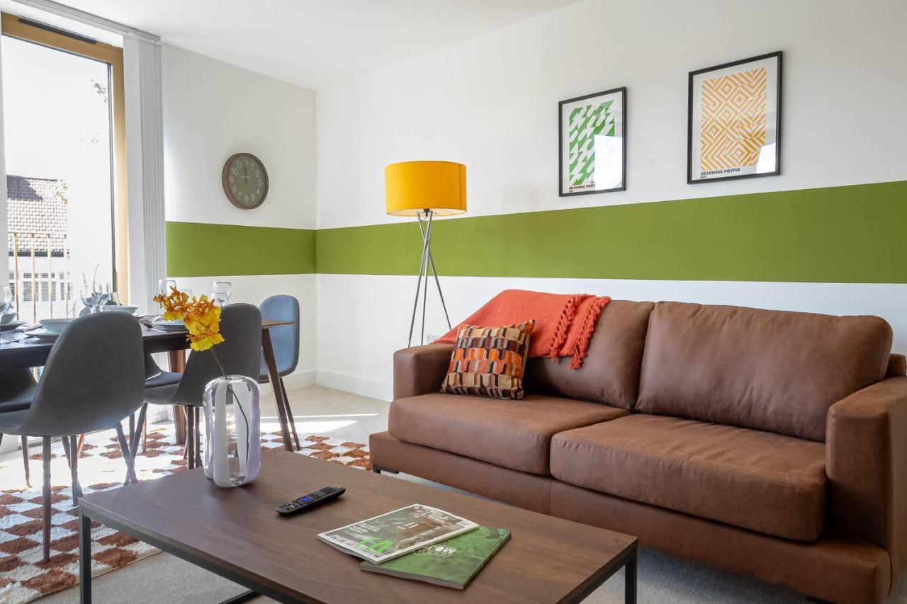 Modern Apartments With Balcony In Merton Near Wimbledon By Sojo Stay Mitcham Exteriér fotografie